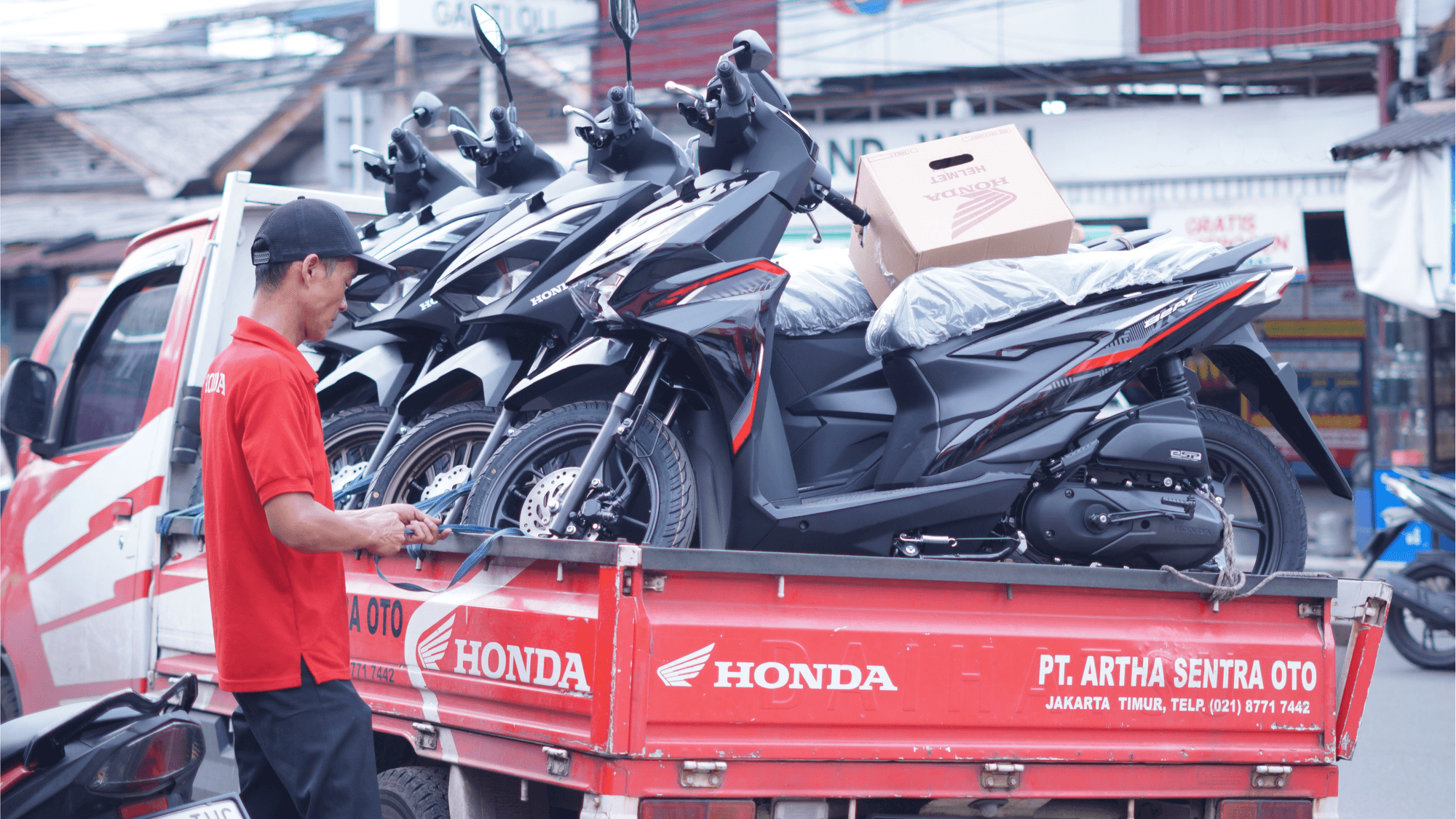 Showroom Artha Sentra Oto